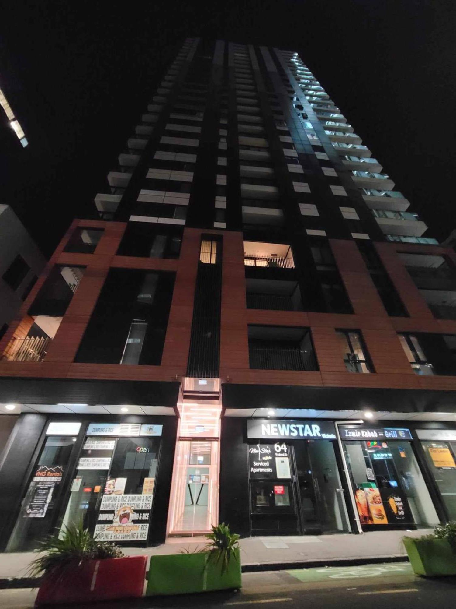 Appartamento Sky Tower Just Next Door Auckland Esterno foto